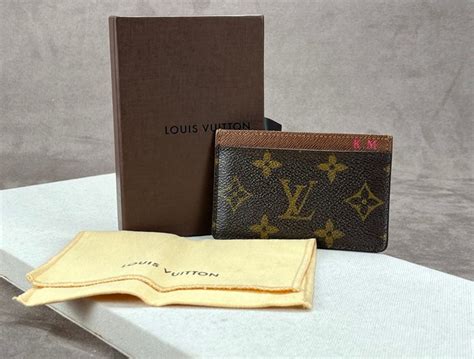 louis vuitton porta biglietti da visita|Porta biglietti da visita di Louis Vuitton in Marrone .